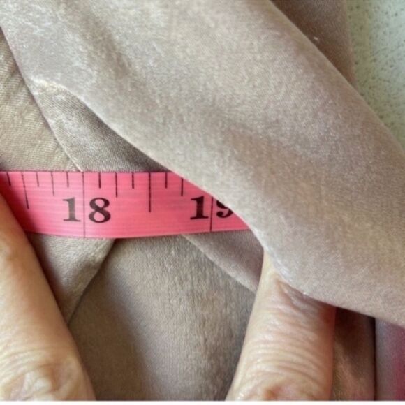 Anthropologie The Odells Sharlene Wrap Dress Pink - Picture 9 of 11